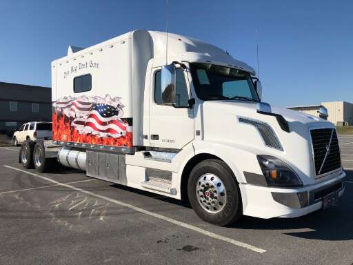 Volvo Vnl Trucks For Commercialtrucktrader 2016 Volvo Vnl Conventional Sleeper Truck