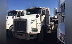 2003 KENWORTH T800 Conventional - Sleeper Truck, Tractor in Tampa, FL