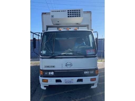 Los Angeles, CA - Box Truck - Straight Trucks For Sale - Commercial