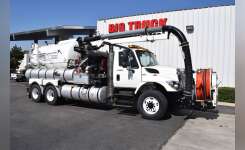 2008 INTERNATIONAL WORKSTAR 7400 Vacuum Truck in Fontana, CA