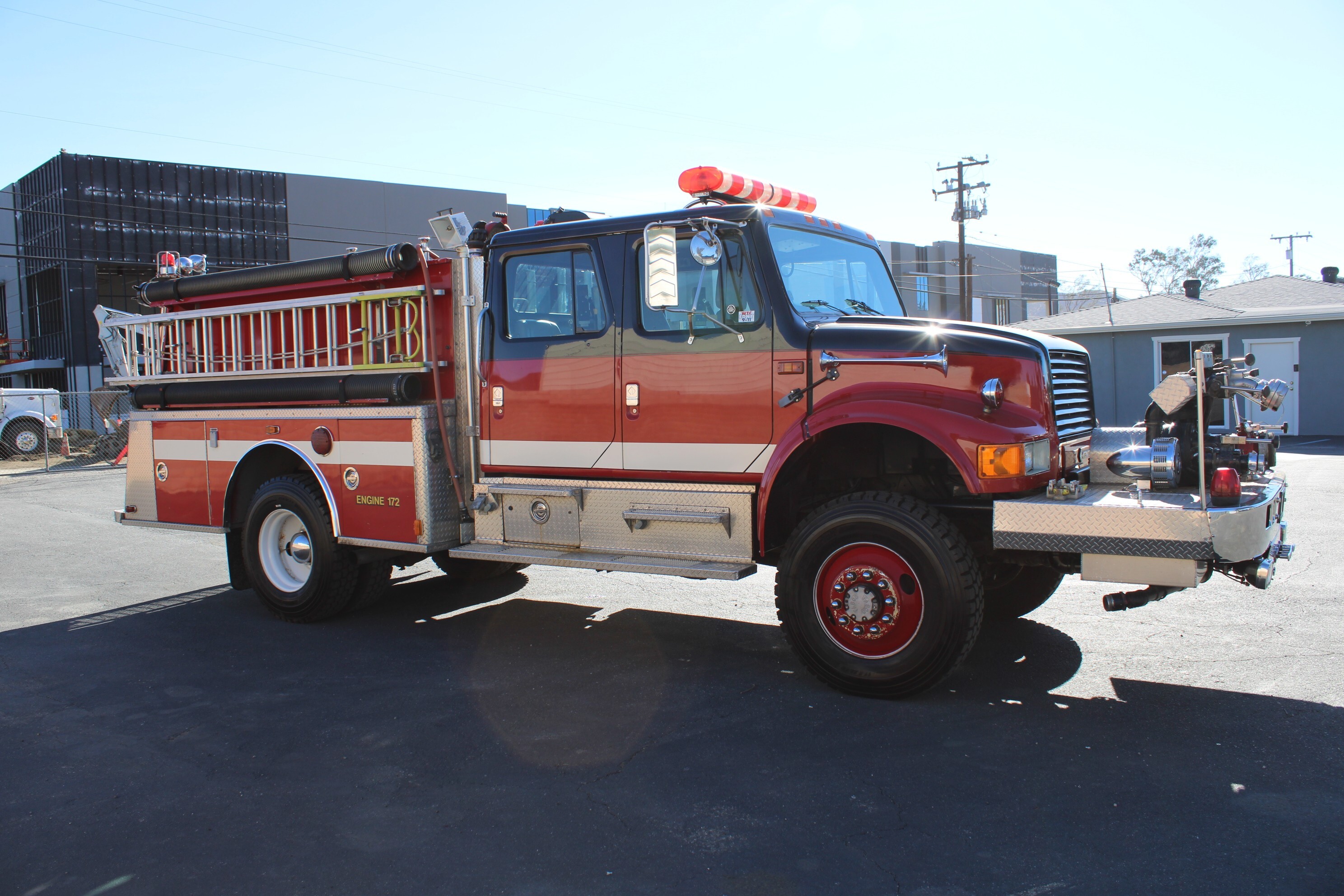 1991 International 4800 4x4 Type 3 Crew Cab Wildland Fire Pumper Truck