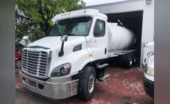 2019 FREIGHTLINER CASCADIA CA125 Sewer Trucks, Vacuum Truck, Septic in Miami, FL