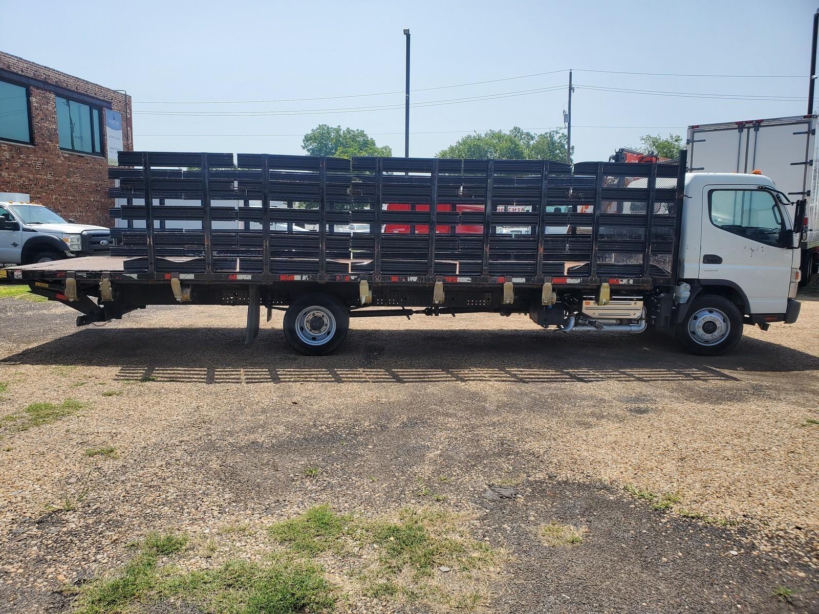 2015 Mitsubishi Fuso FE180 For Sale in Dallas, TX - Commercial Truck Trader