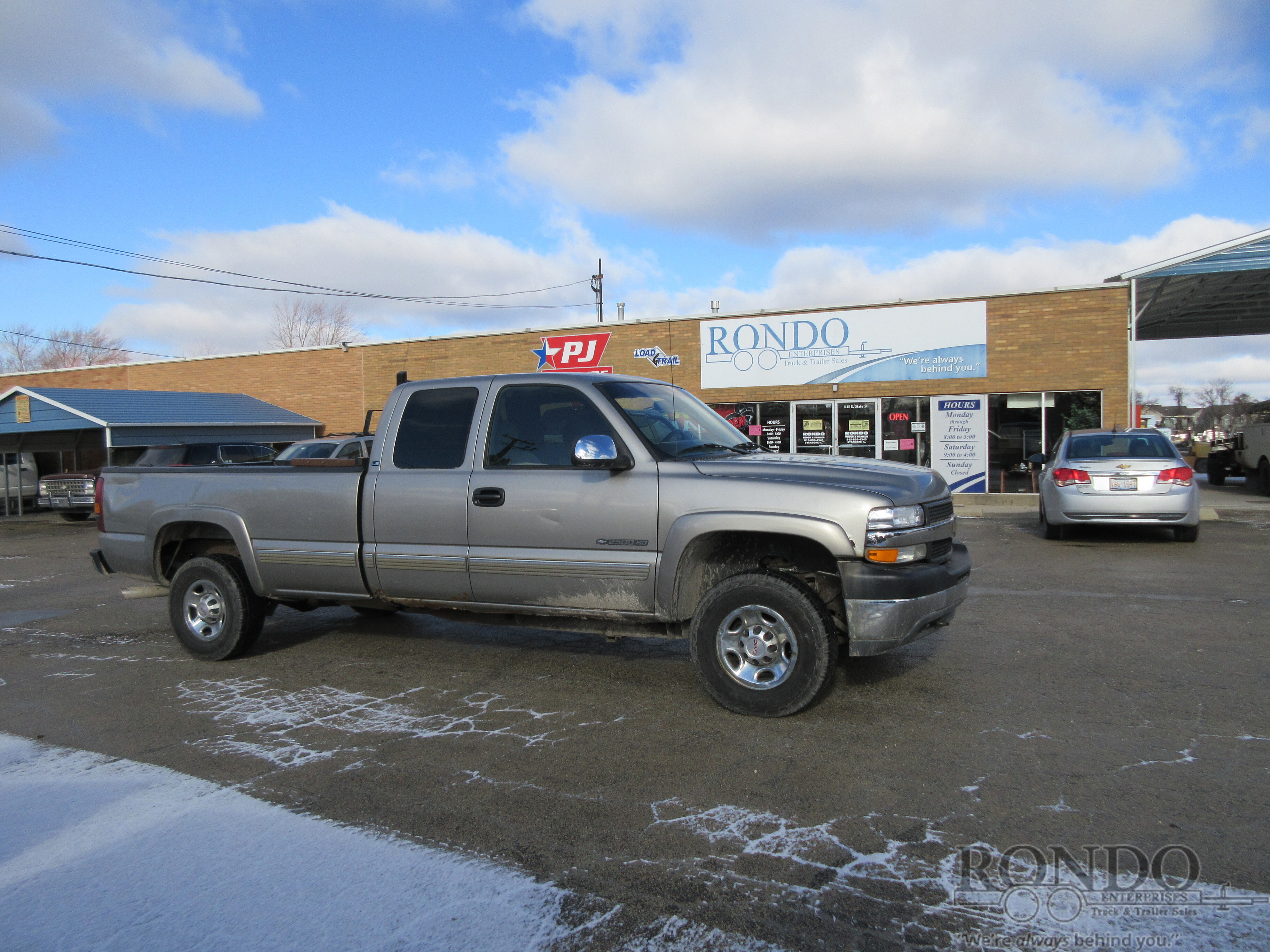 Silverado 2500hd For Sale Chevy Silverado 2500hd 8 1l Trucks Commercial Truck Trader