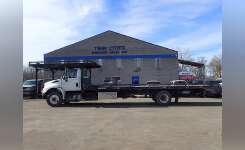2006 INTERNATIONAL DURASTAR 4400 Rollback Tow Truck in Saint Paul, MN