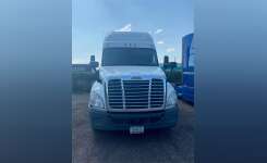 2012 FREIGHTLINER CASCADIA 125 Conventional - Sleeper Truck, Tractor in Phoenix, AZ
