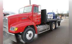 1992 FREIGHTLINER FLD112 Rollback Tow Truck in Covington, TN