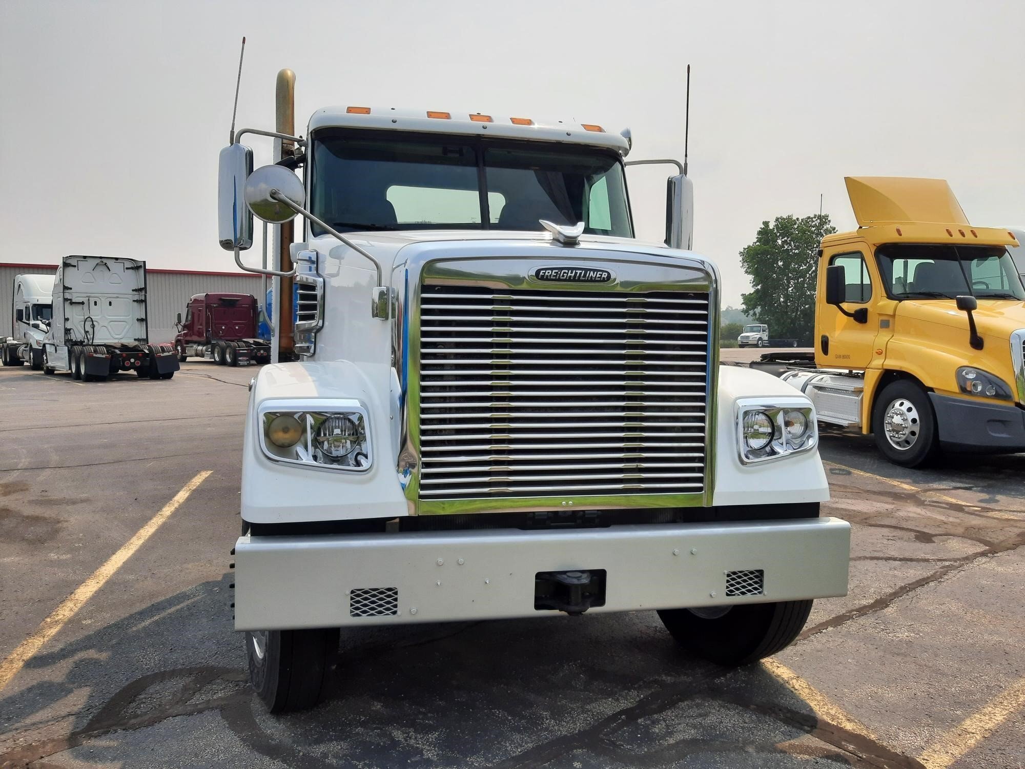 2016 Freightliner Coronado 122 Sd For Sale in Youngstown, OH