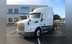 2017 PETERBILT 579 Conventional - Sleeper Truck, Tractor in Spartanburg, SC