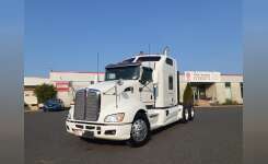 2014 KENWORTH T660 Conventional - Sleeper Truck, Tractor in Coopersburg, PA