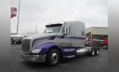 2015 PETERBILT 579 Conventional - Sleeper Truck, Tractor in Channelview, TX