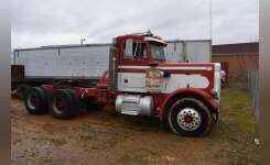 1974 PETERBILT 359 Conventional - Day Cab, Tractor in Covington, TN