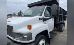 2008 CHEVROLET C4500 Dump Truck, Landscape Truck in Pilesgrove, NJ