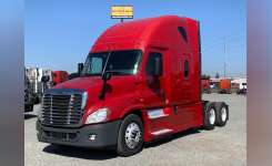 2016 FREIGHTLINER CASCADIA Conventional - Sleeper Truck, Tractor in Lathrop, CA