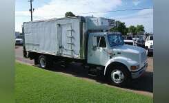 1999 INTERNATIONAL 4700 Reefer/Refrigerated Truck in Tuscaloosa, AL