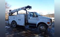 2006 FORD F750 Utility Truck - Service Truck in Orange, VA