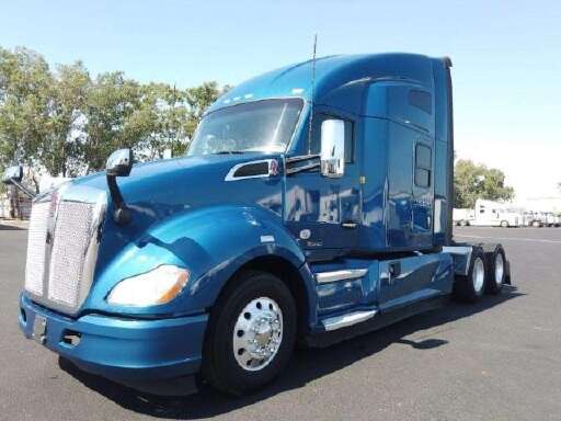 2019 KENWORTH T680 Conventional - Sleeper Truck, Tractor in Fontana, CA