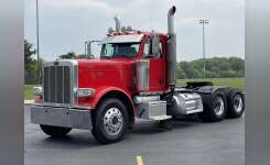 2009 PETERBILT 389 Conventional - Day Cab, Tractor in West Chicago, IL