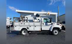 2005 GMC C5500 Bucket Truck - Boom Truck, Cable Dispenser in Bluffton, IN