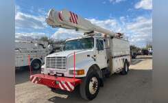 1999 INTERNATIONAL 4000 Bucket Truck - Boom Truck in Washington Court House, OH