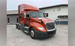 2019 INTERNATIONAL LT625 Conventional - Sleeper Truck, Tractor in East Liverpool, OH