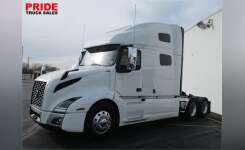 2019 VOLVO VNL64T760 Conventional - Sleeper Truck, Tractor in Stockton, CA