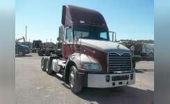 2012 MACK VISION CX613 Conventional - Day Cab, Tractor in Caledonia, NY