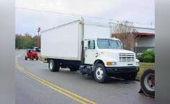 2000 INTERNATIONAL 4900 Box Truck - Straight Truck in Tuscaloosa, AL