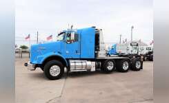 2012 KENWORTH T800 Conventional - Sleeper Truck, Tractor in Houston, TX