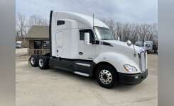 2018 KENWORTH T680 Conventional - Sleeper Truck, Tractor in Wichita, KS