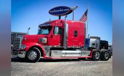 2016 FREIGHTLINER CORONADO Conventional - Sleeper Truck, Tractor in Olive Branch, MS