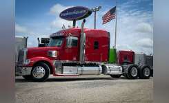 2017 FREIGHTLINER CORONADO Conventional - Sleeper Truck, Tractor in Olive Branch, MS