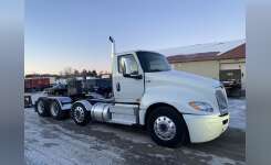 2018 INTERNATIONAL LT SERIES TRI AXLE TRACTOR Conventional - Day Cab in Rice, MN