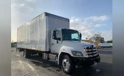 2014 HINO 258 Box Truck - Straight Truck in Torrance, CA