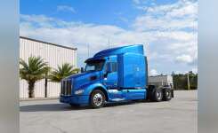 2015 PETERBILT 579 Conventional - Sleeper Truck, Tractor in Gulfport, MS