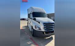 2018 FREIGHTLINER CASCADIA 126 Conventional - Sleeper Truck, Tractor in Fontana, CA