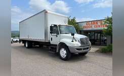 2017 INTERNATIONAL 4000 Box Truck - Straight Truck in North Haven, CT