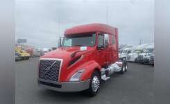 2019 VOLVO VNL740 Conventional - Sleeper Truck, Tractor in Elizabeth, NJ