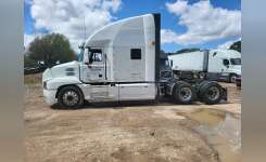 2019 MACK ANTHEM Conventional - Sleeper Truck, Tractor in Alsip, IL