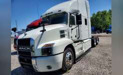 2019 MACK ANTHEM Conventional - Sleeper Truck, Tractor in Alsip, IL