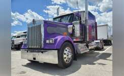 2022 KENWORTH W900L Conventional - Sleeper Truck, Tractor in Indianapolis, IN
