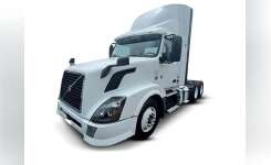 2014 VOLVO VN 630 Conventional - Day Cab, Tractor in Pico Rivera, CA