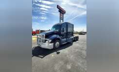 2018 Kenworth T680 Conventional - Sleeper Truck, Tractor in Louisville, KY