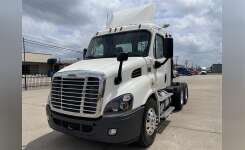2016 FREIGHTLINER CASCADIA Conventional - Day Cab, Tractor in Dallas, TX