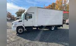 2006 HINO 185 Box Truck - Straight Truck in Madison, NC