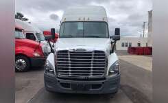 2015 FREIGHTLINER CASCADIA 125 Conventional - Sleeper Truck, Tractor in Birmingham, AL