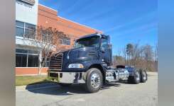 2018 MACK PINNACLE CXU613 Conventional - Day Cab, Tractor in Colfax, NC