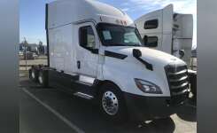 2019 FREIGHTLINER CASCADIA 126 Conventional - Sleeper Truck, Tractor in Fontana, CA