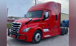 2019 FREIGHTLINER CASCADIA 126 Conventional - Sleeper Truck, Tractor in Landover, MD