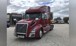2019 VOLVO VNL860 Conventional - Sleeper Truck, Tractor in Maple Shade, NJ